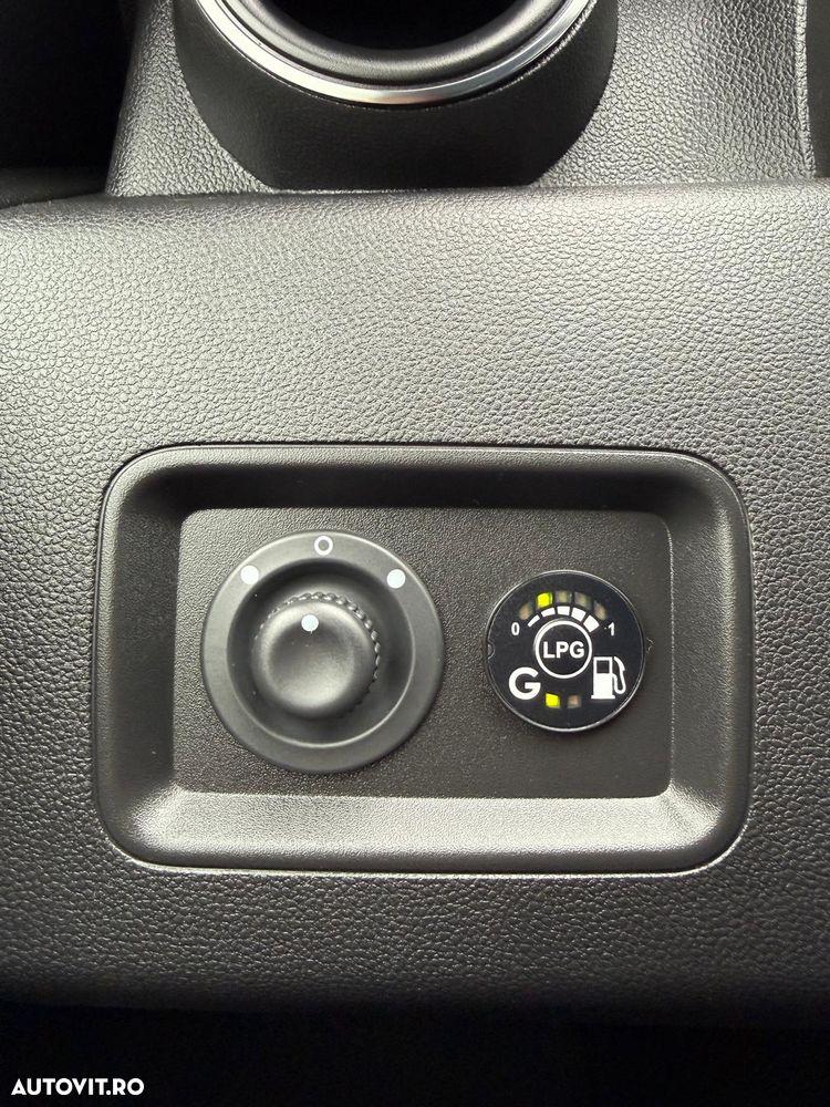 Dacia Duster SCe 115 2WD Prestige - 28