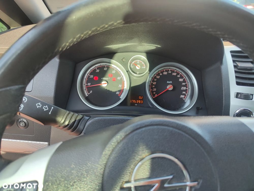 Opel Zafira - 21
