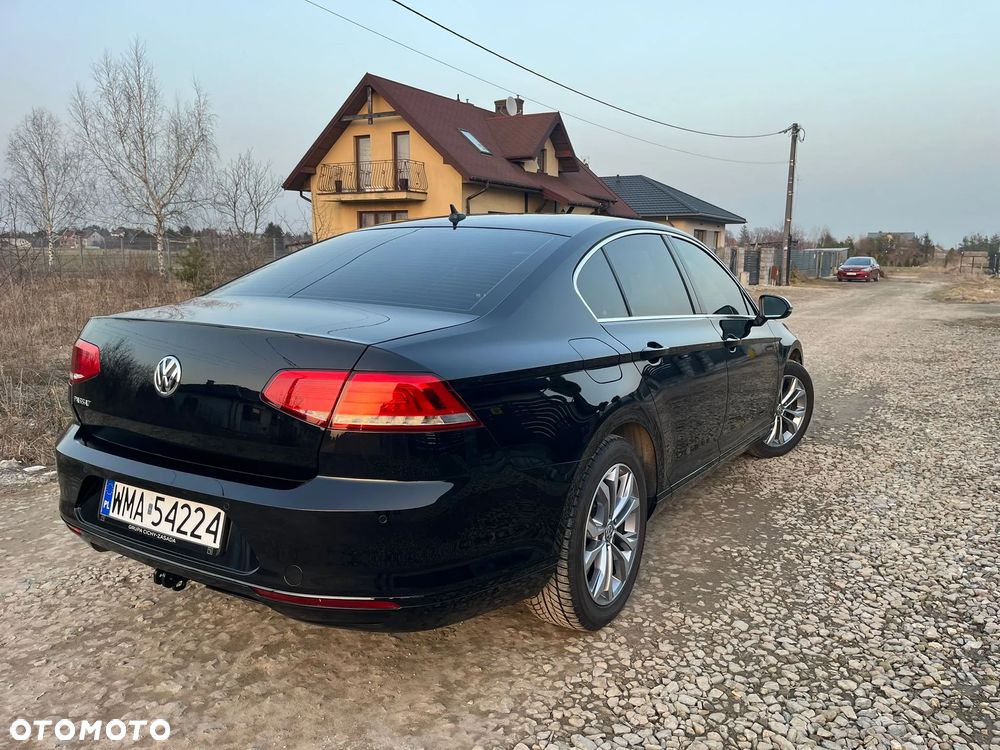 Volkswagen Passat - 6