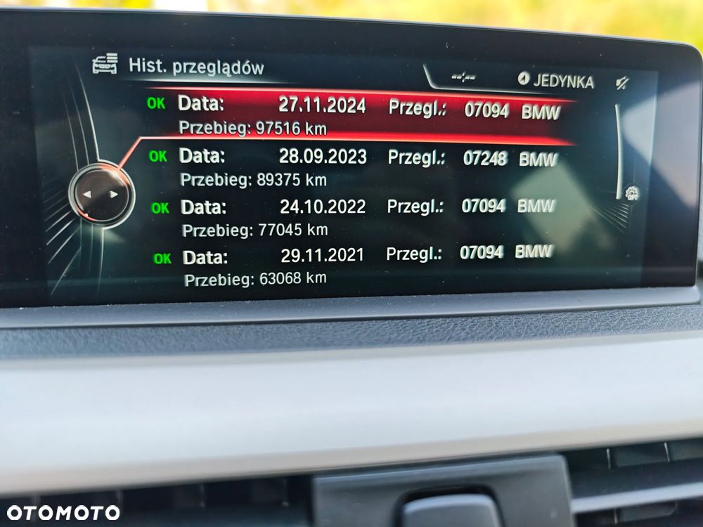 BMW Seria 3 330d Touring Sport Line - 26