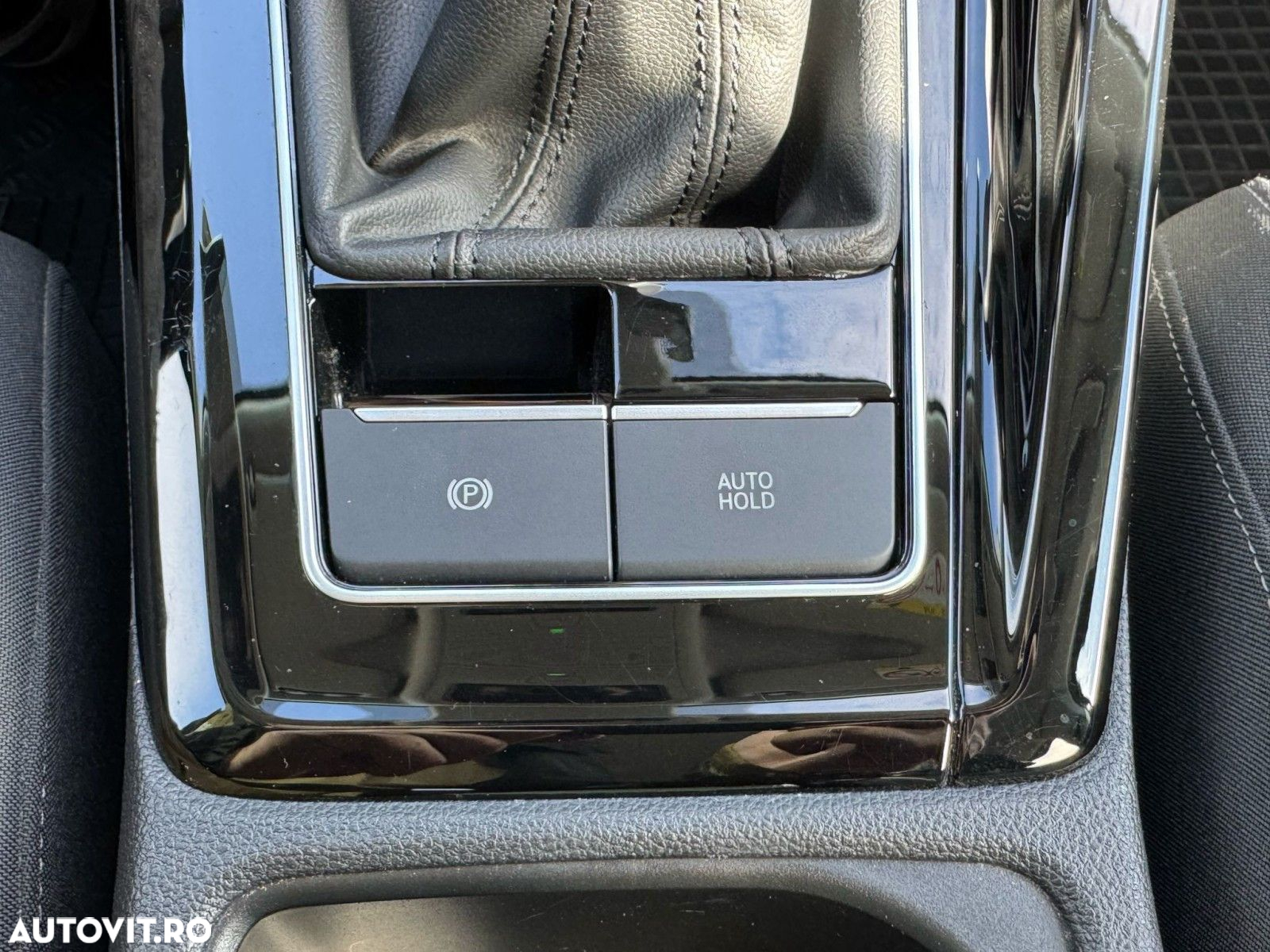 Volkswagen Golf - 14