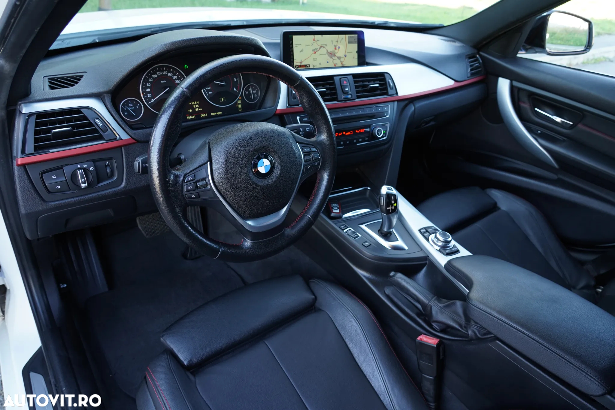 BMW Seria 3 320d Aut. Sport Line - 11