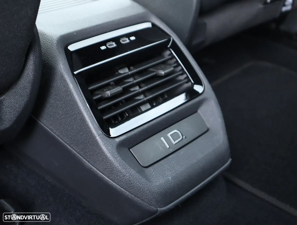 VW ID.4 4Motion GTX - 25