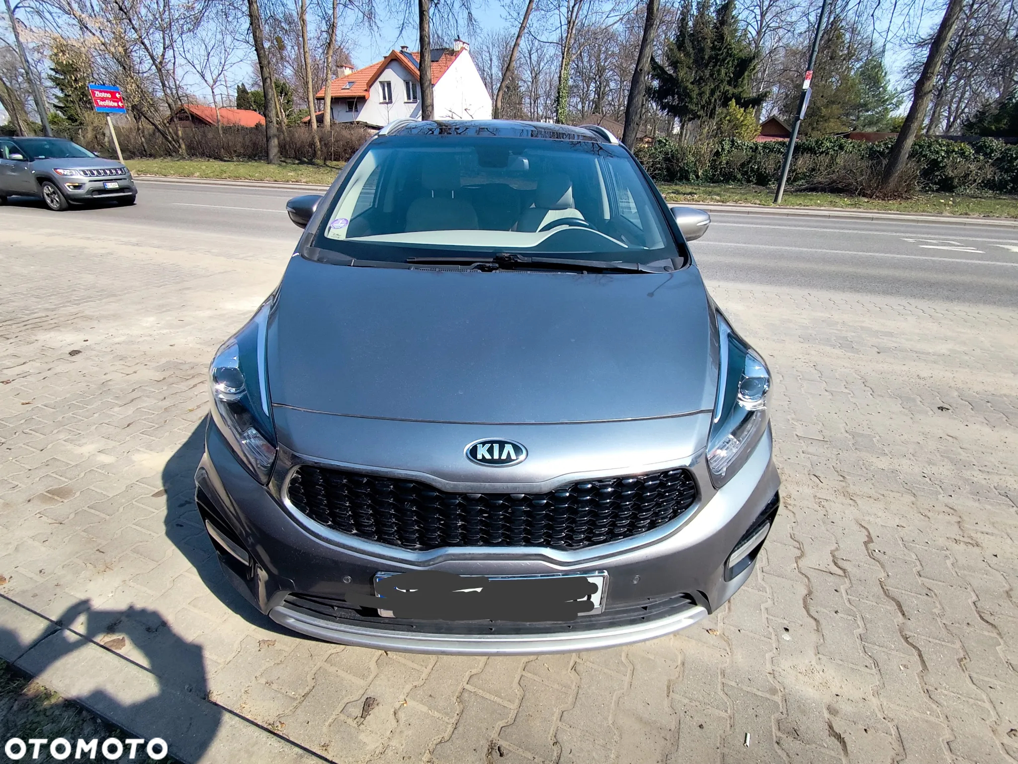 Kia Carens 1.6 GDI Business Line 7os EU6 - 4
