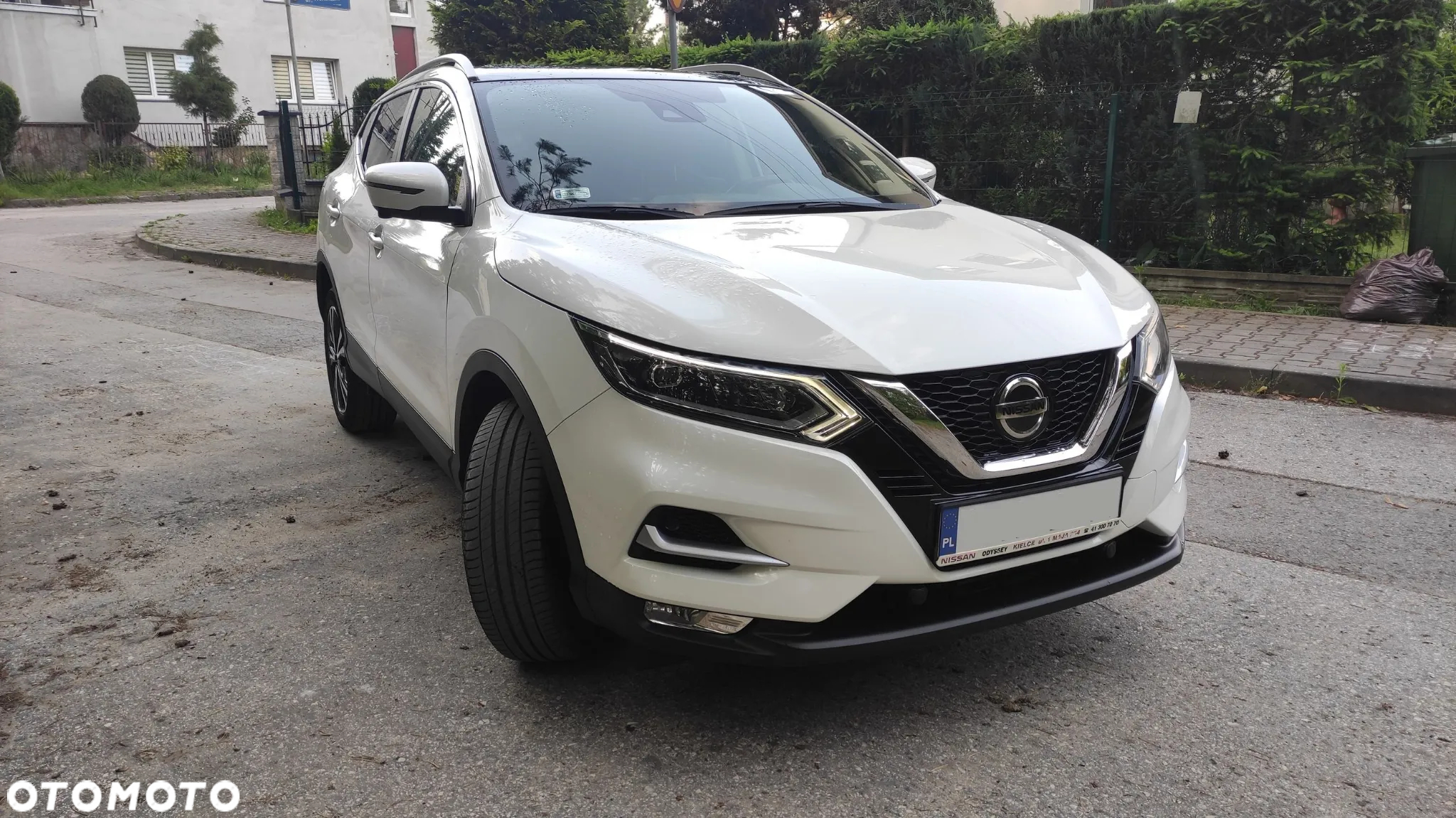 Nissan Qashqai 1.2 DIG-T N-Connecta Xtronic - 17