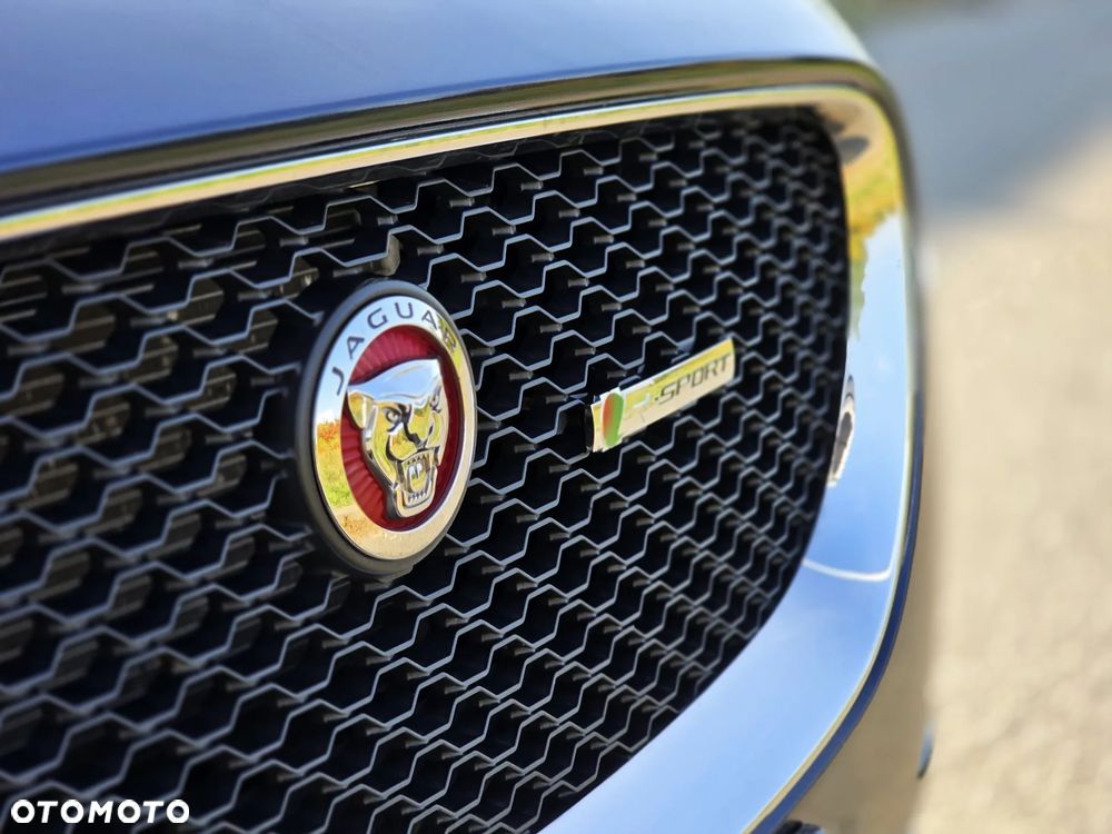 Jaguar F-Pace 2.0 i4D AWD Prestige - 38