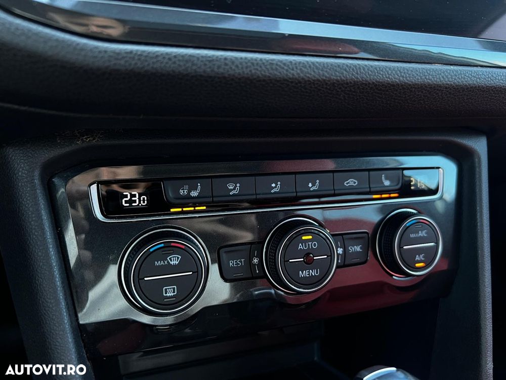 Volkswagen Tiguan - 15