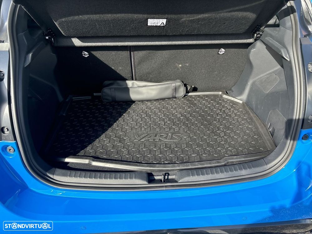 Toyota Yaris - 12