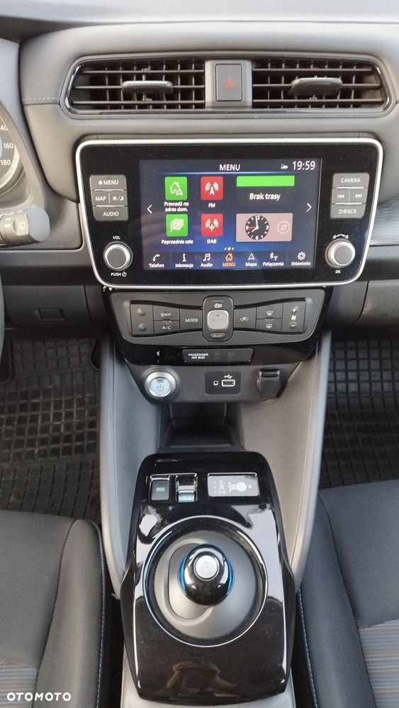 Nissan Leaf 40kWh Acenta - 15