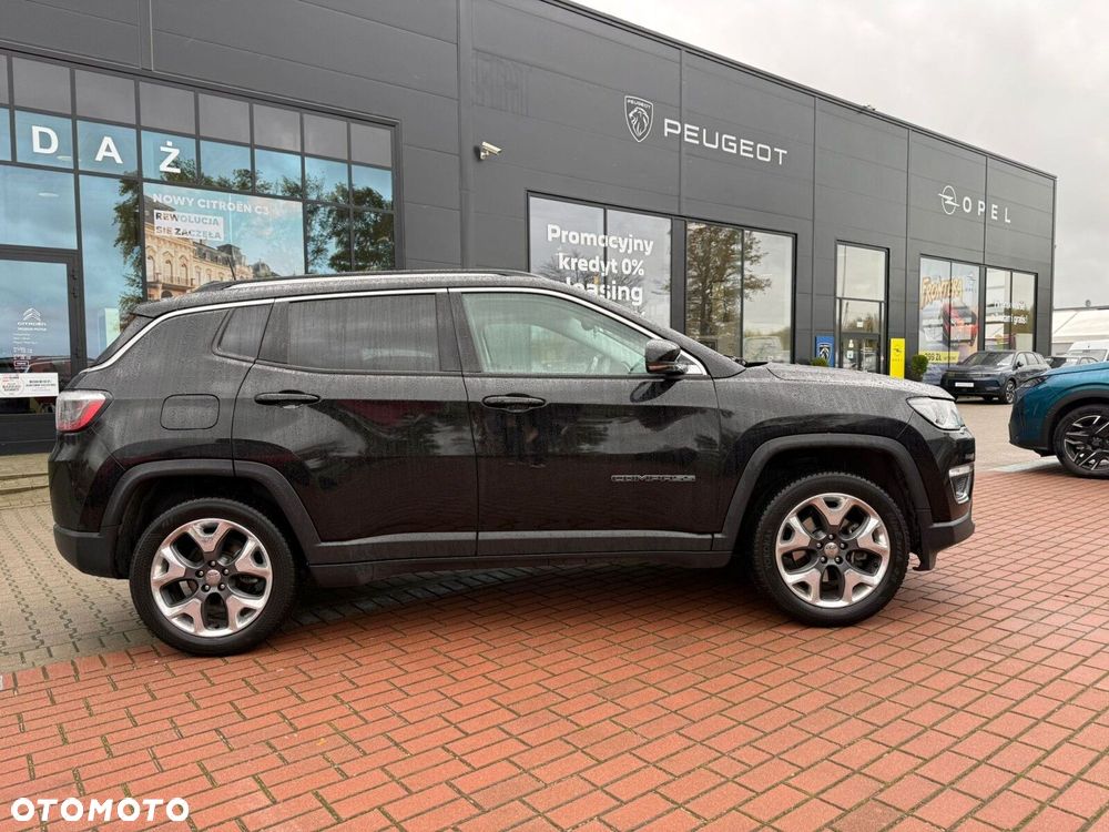 Jeep Compass - 2