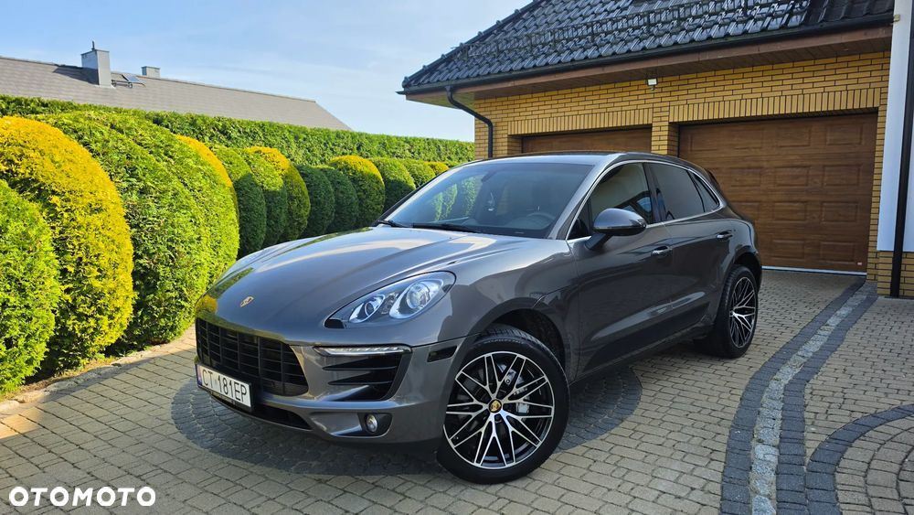 Porsche Macan - 1
