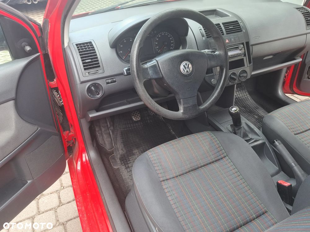 Volkswagen Polo - 9