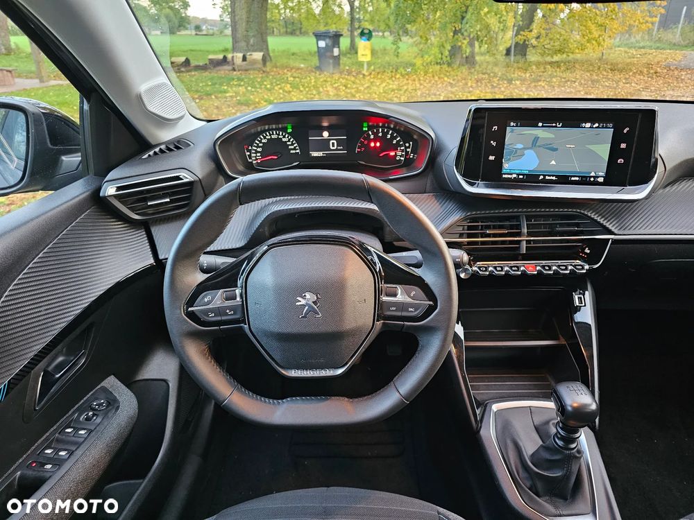 Peugeot 208 - 9