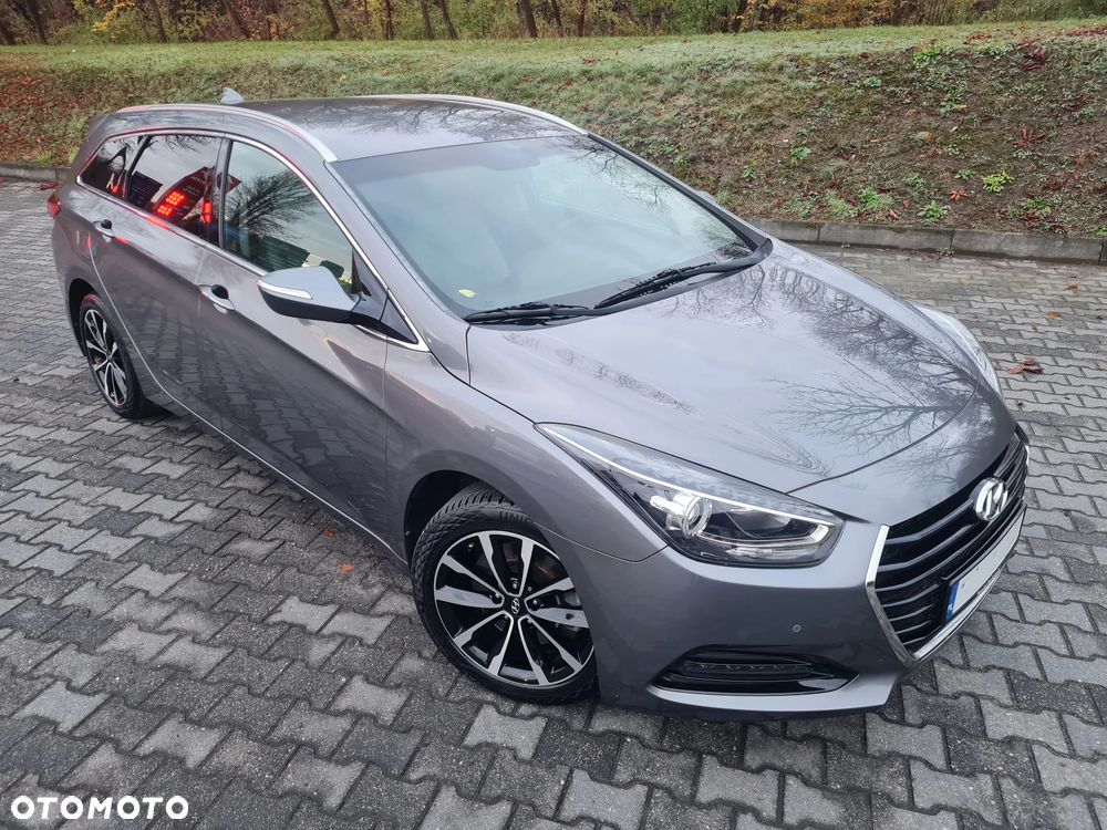 Hyundai i40 Kombi 1.7 CRDi Premium - 16