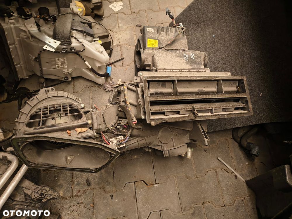 OPEL ASTRA III 3 H  NAGRZEWNICA DMUCHAWA NA KLIMATRONIK 13244357 UN2 - 1