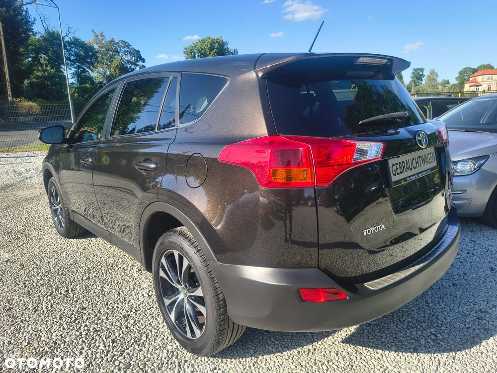 Toyota RAV4 2.2 D-4D 4x4 Automatik Edition - 7