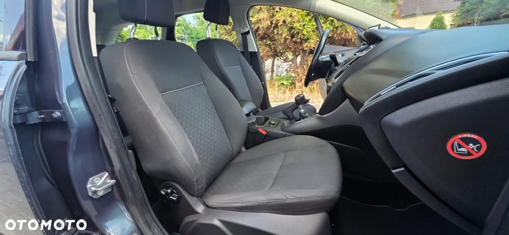 Ford Focus 1.0 EcoBoost STart-Stopp-System TITANIUM - 34