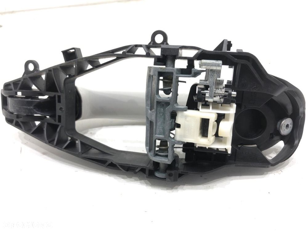 KLAMKA ZEWNĘTRZNA LEWY TYŁ  BMW 5 (G30, F90) 2016 - 2022 530 e Plug-in-Hybrid 135 kW [184 KM] - 3