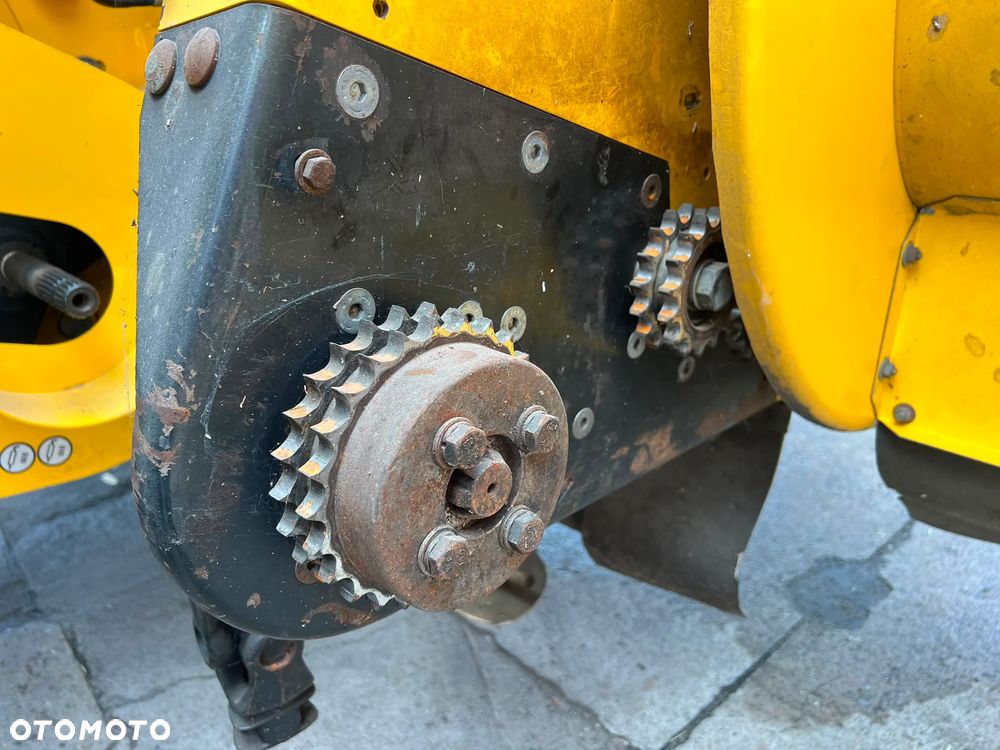 New Holland MF875W - 17