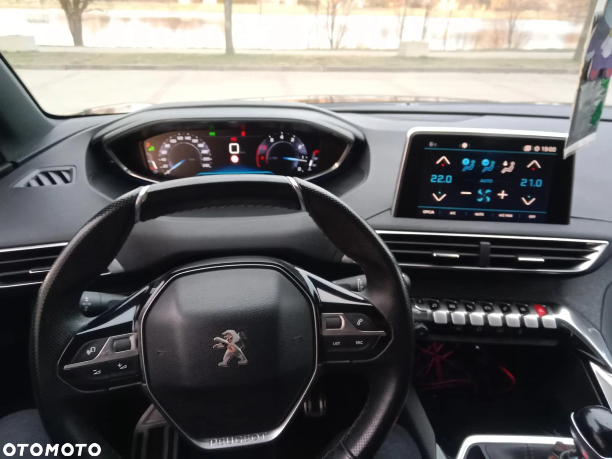 Peugeot 3008 1.2 PureTech GT S&S - 12