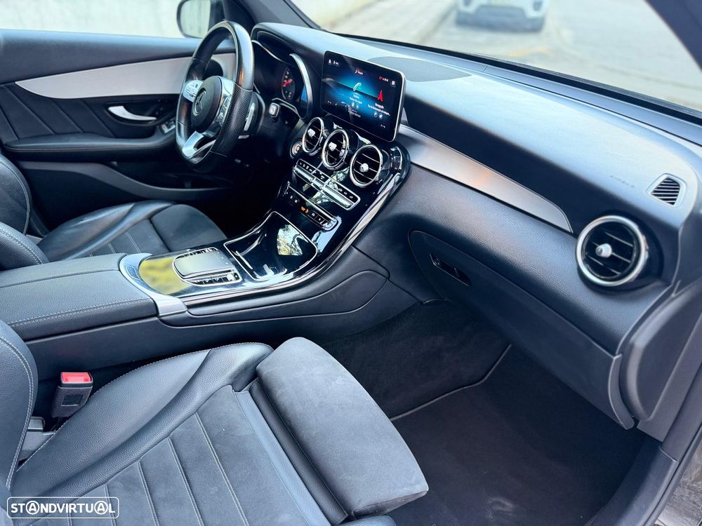 Mercedes-Benz GLC 300 e Coupé 4Matic - 34