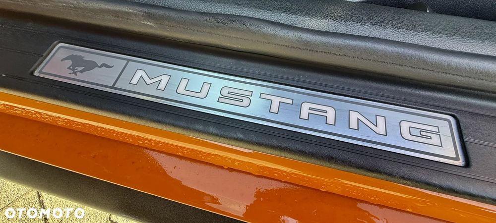Ford Mustang - 11
