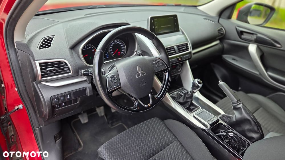 Mitsubishi Eclipse Cross 1.5 T Invite Plus - 12