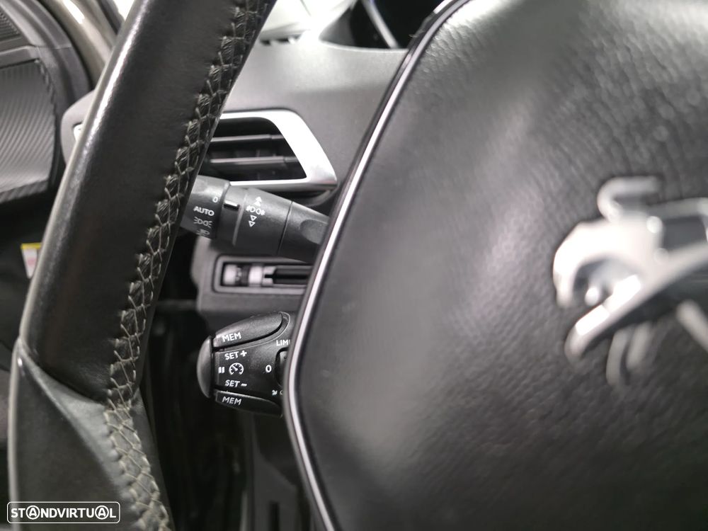 Peugeot 3008 1.5 BlueHDi Active - 48