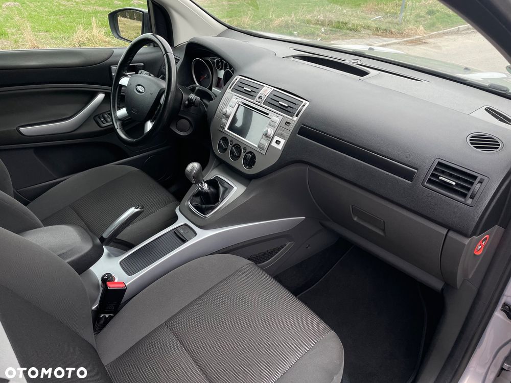 Ford Kuga 2.0 TDCi 2x4 Champions Edition - 14