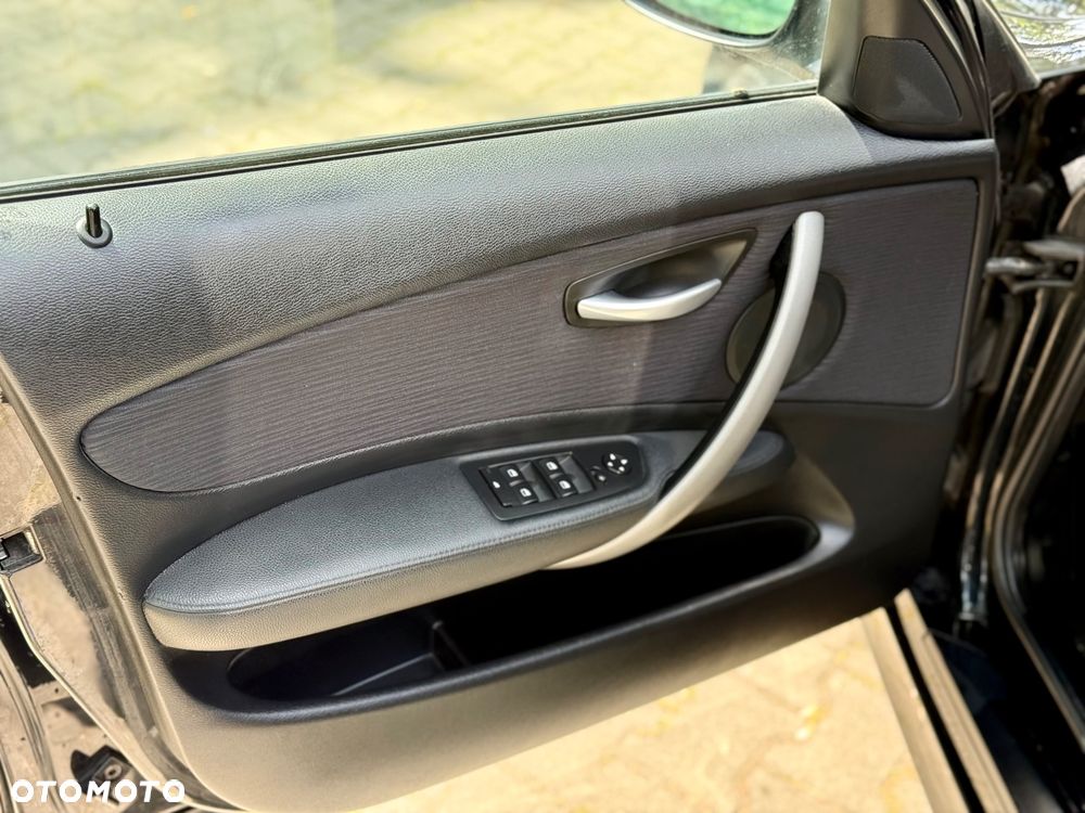 BMW Seria 1 116i - 16
