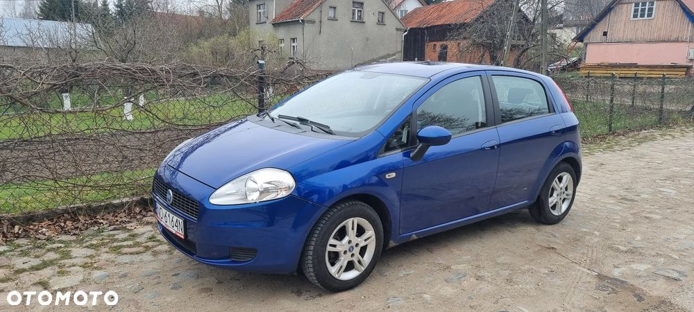 Fiat Grande Punto - 1