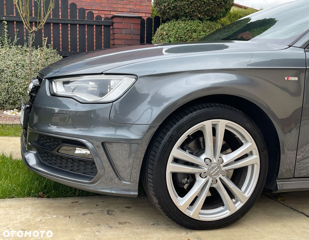 Audi A3 ver-1-8-tfsi-quattro-s-tronic-s-line-sportpaket - 4