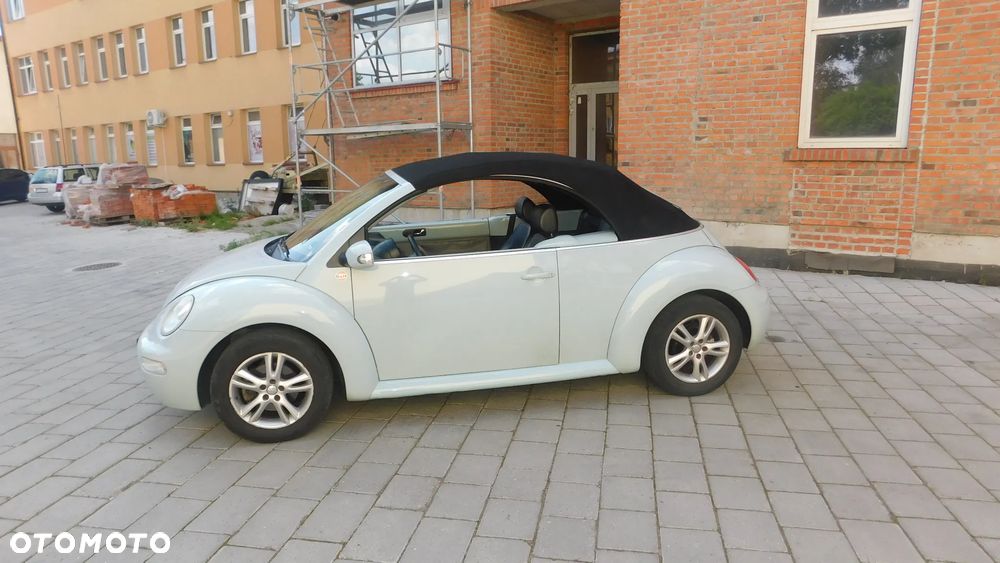 Volkswagen New Beetle 2.0 - 13