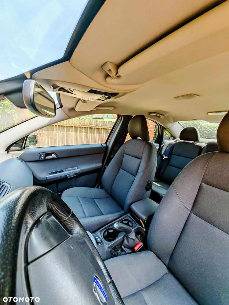Volvo S40 1.6D - 16