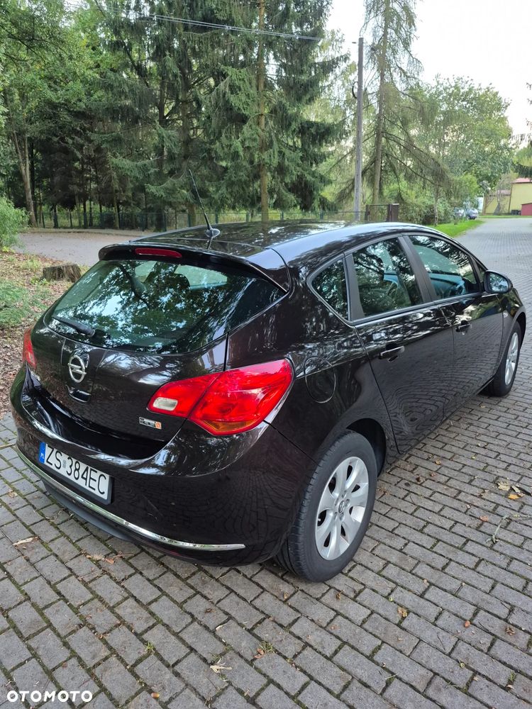 Opel Astra - 17