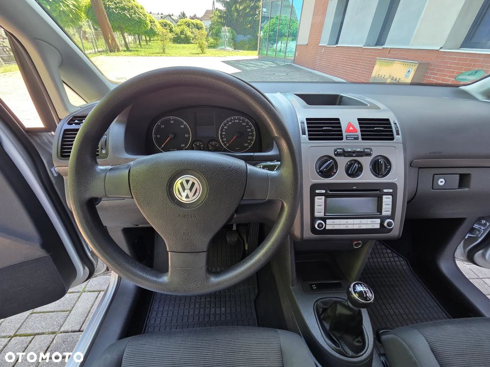 Volkswagen Touran 1.9 TDI DPF Blue Motion Trendline - 27