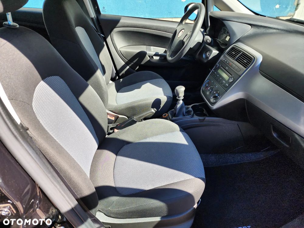 Fiat Punto 2012 - 23
