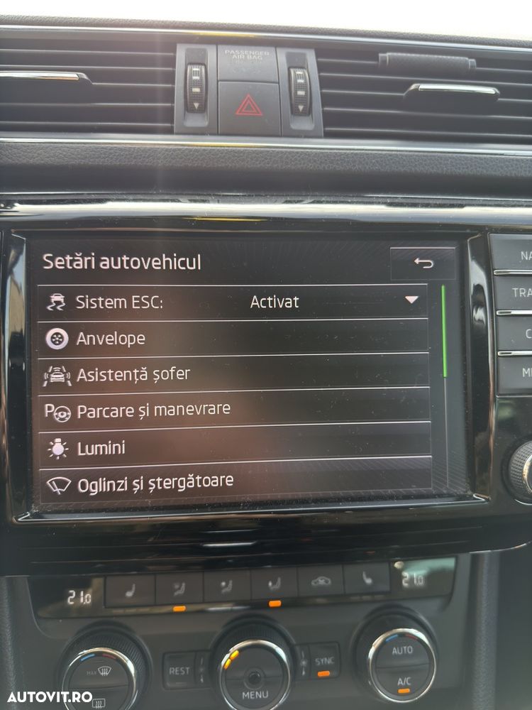 Skoda Superb 2.0 TDI DSG Style - 15