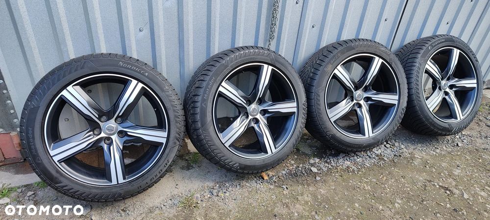 Volvo S90 D4 R-Design - 28