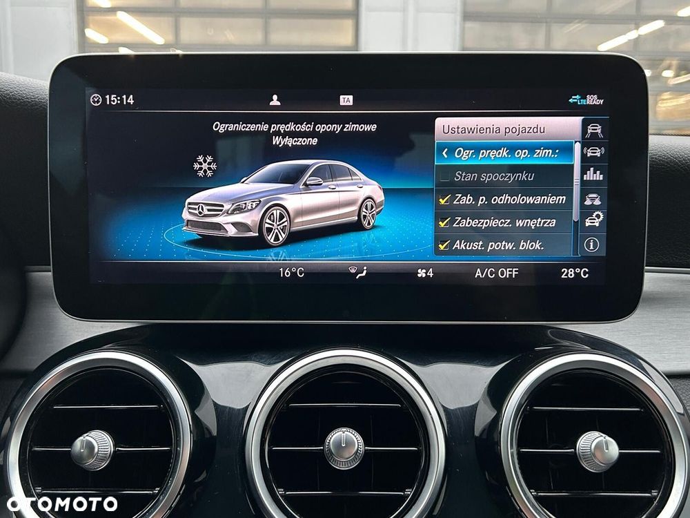 Mercedes-Benz Klasa C 180 9G-TRONIC - 28