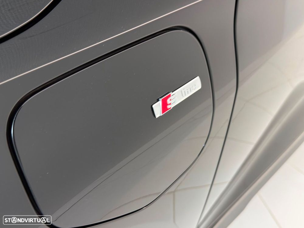 Audi A3 Sportback 40 TFSIe S line - 13