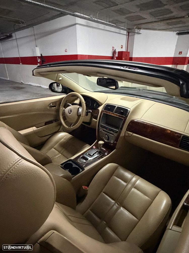 Jaguar XK 3.5 V8 - 11