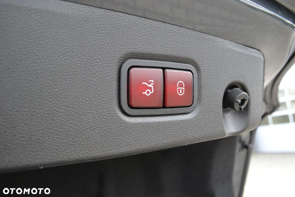 Mercedes-Benz CLS - 40