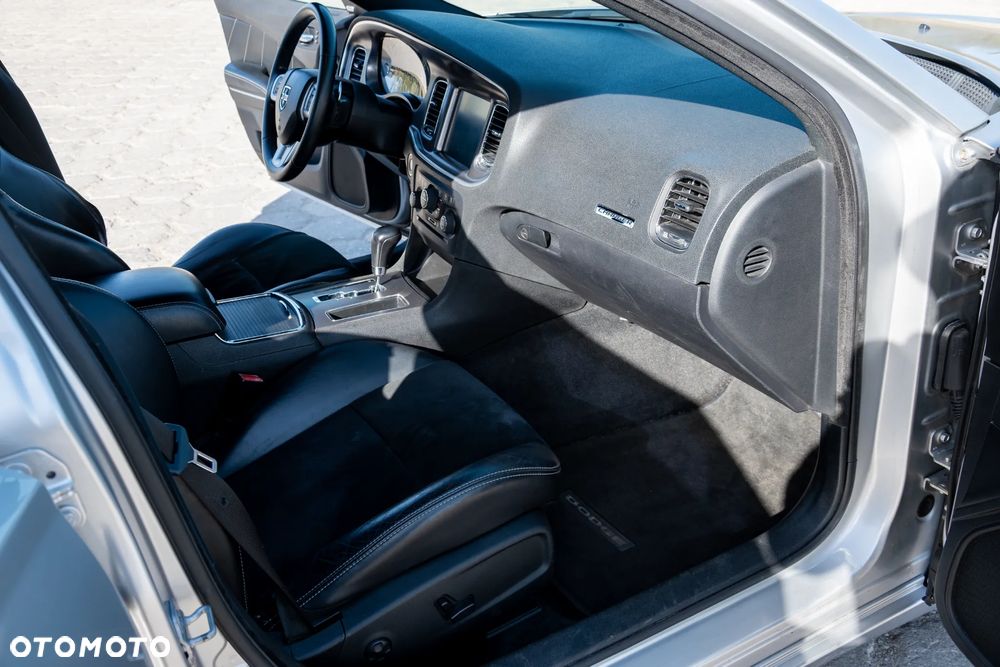 Dodge Charger - 28