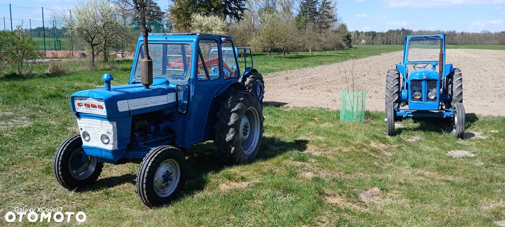 Ford Super Dexta 3000 - 4