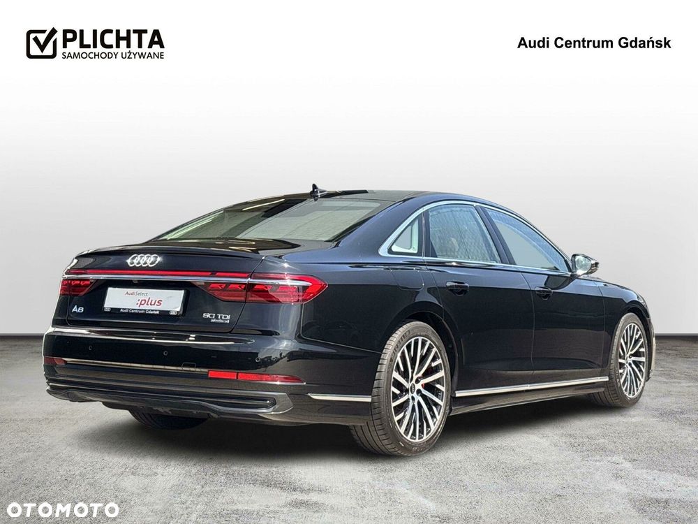 Audi A8 - 6