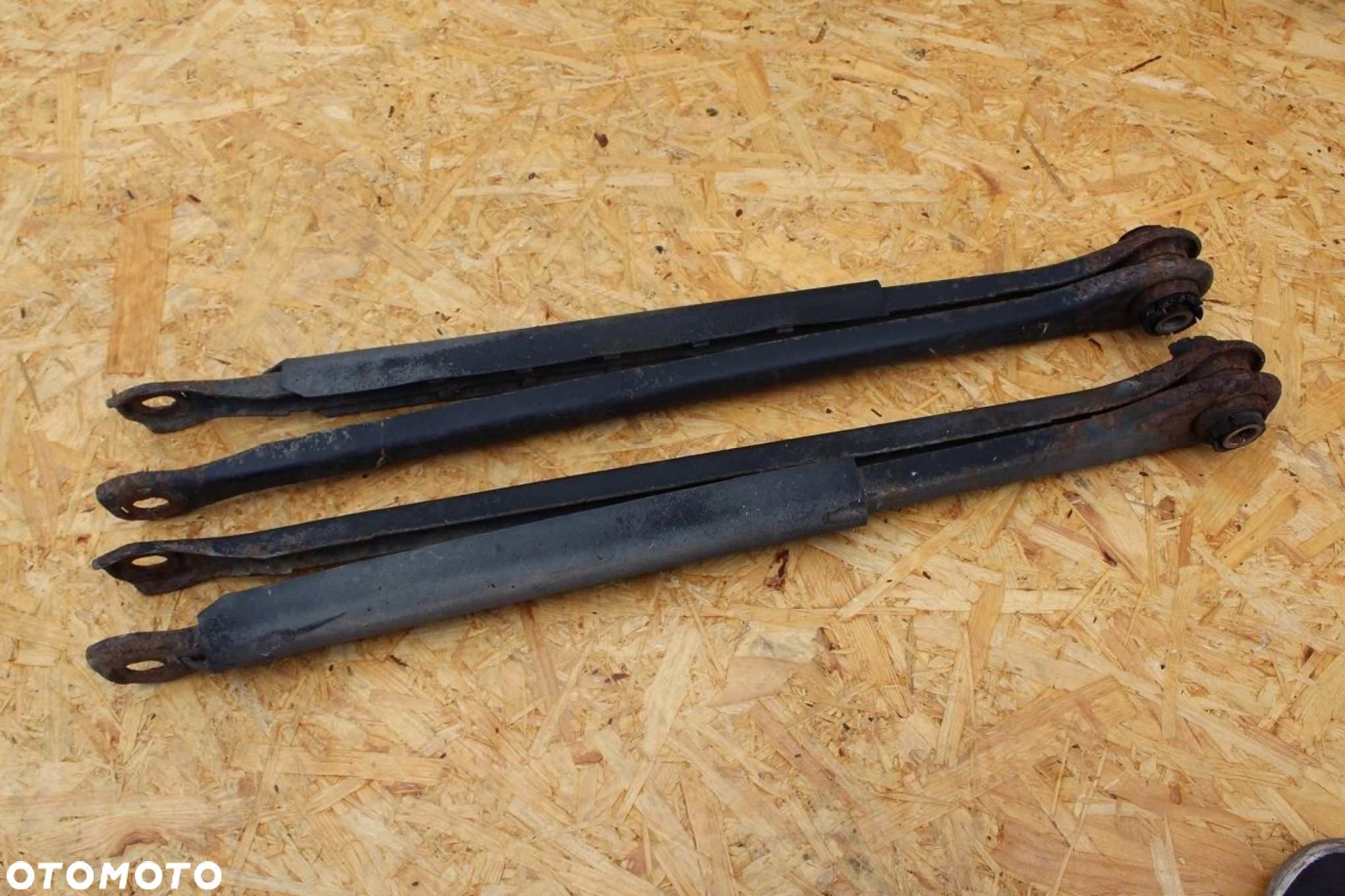 Wahacze tył BMW e36 komplet oryginalne dolne - 2