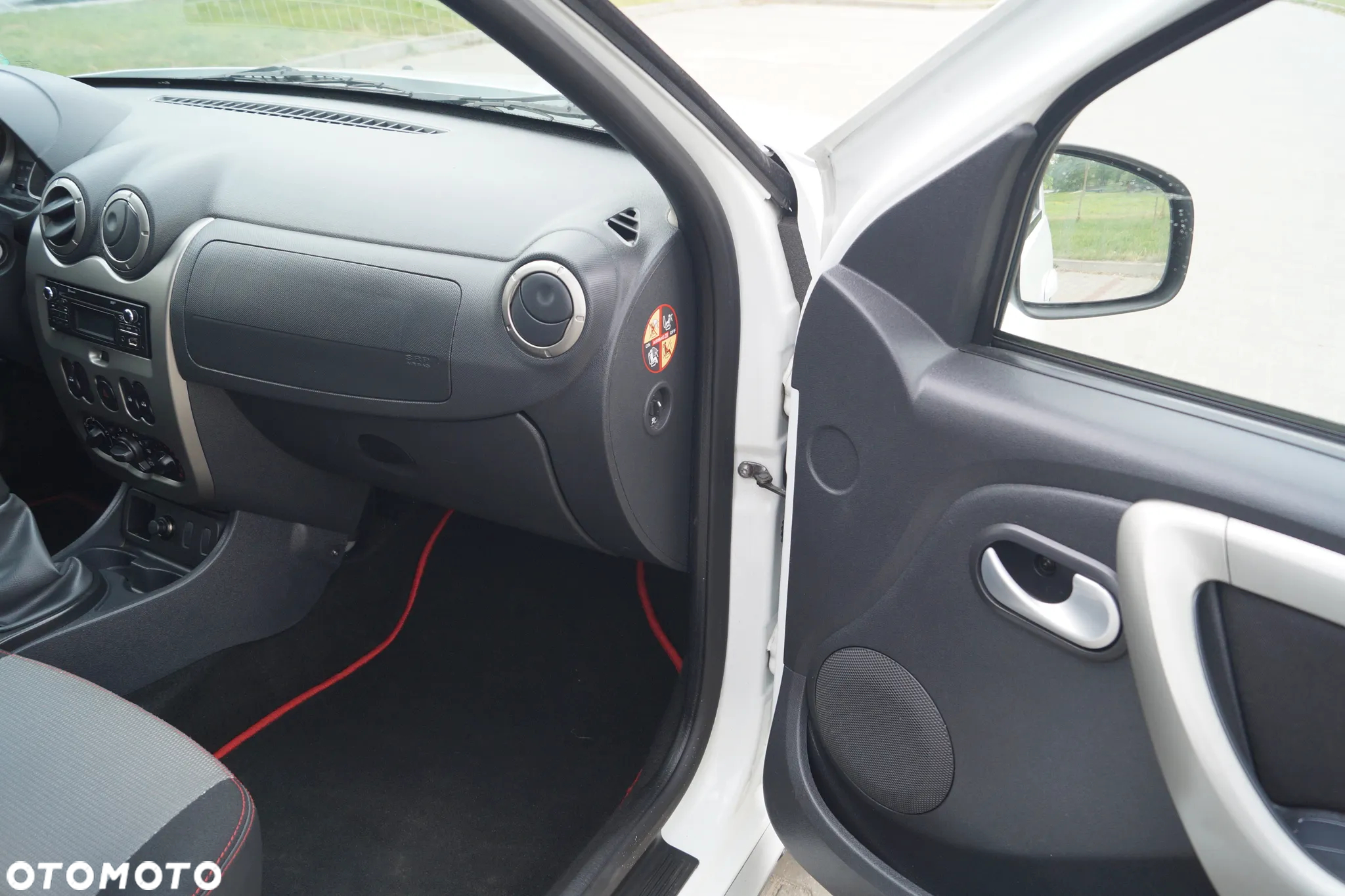 Dacia Duster 1.6 - 14