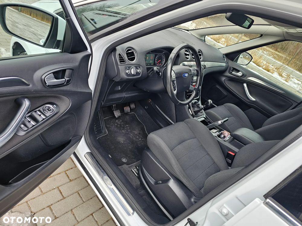 Ford S-Max 2.0 TDCi Titanium - 9