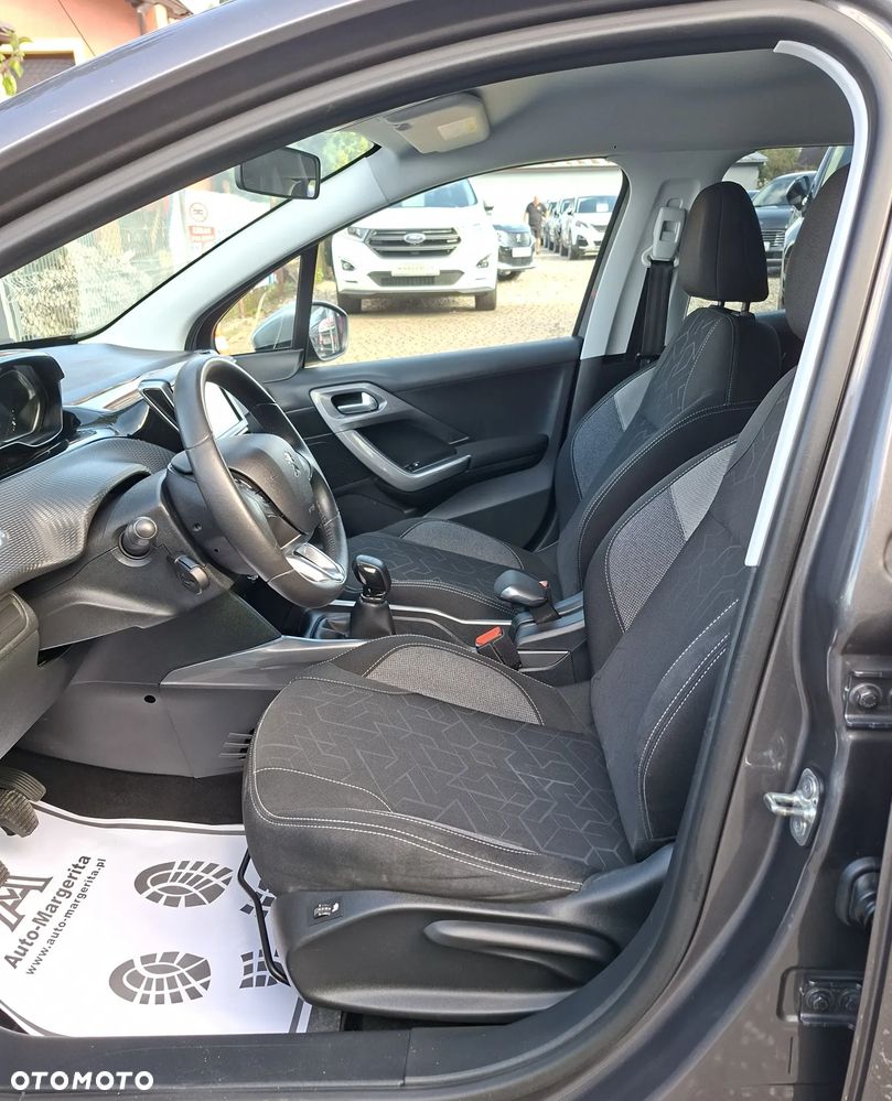Peugeot 2008 1.6 BlueHDi Style - 9
